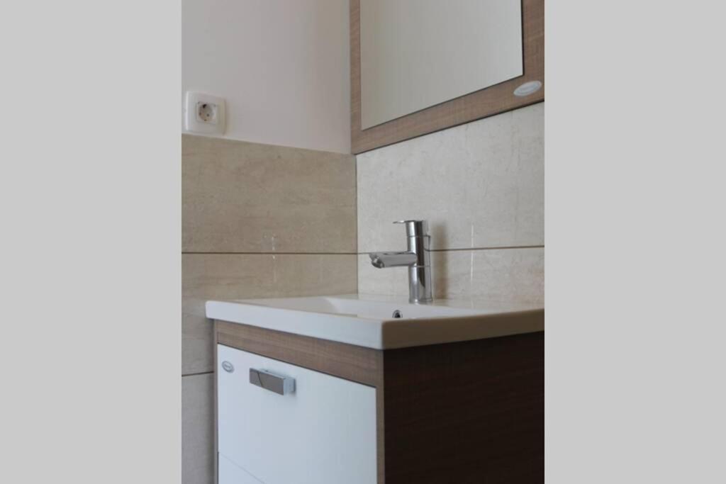 Jt Apartma เบลด ภายนอก รูปภาพ